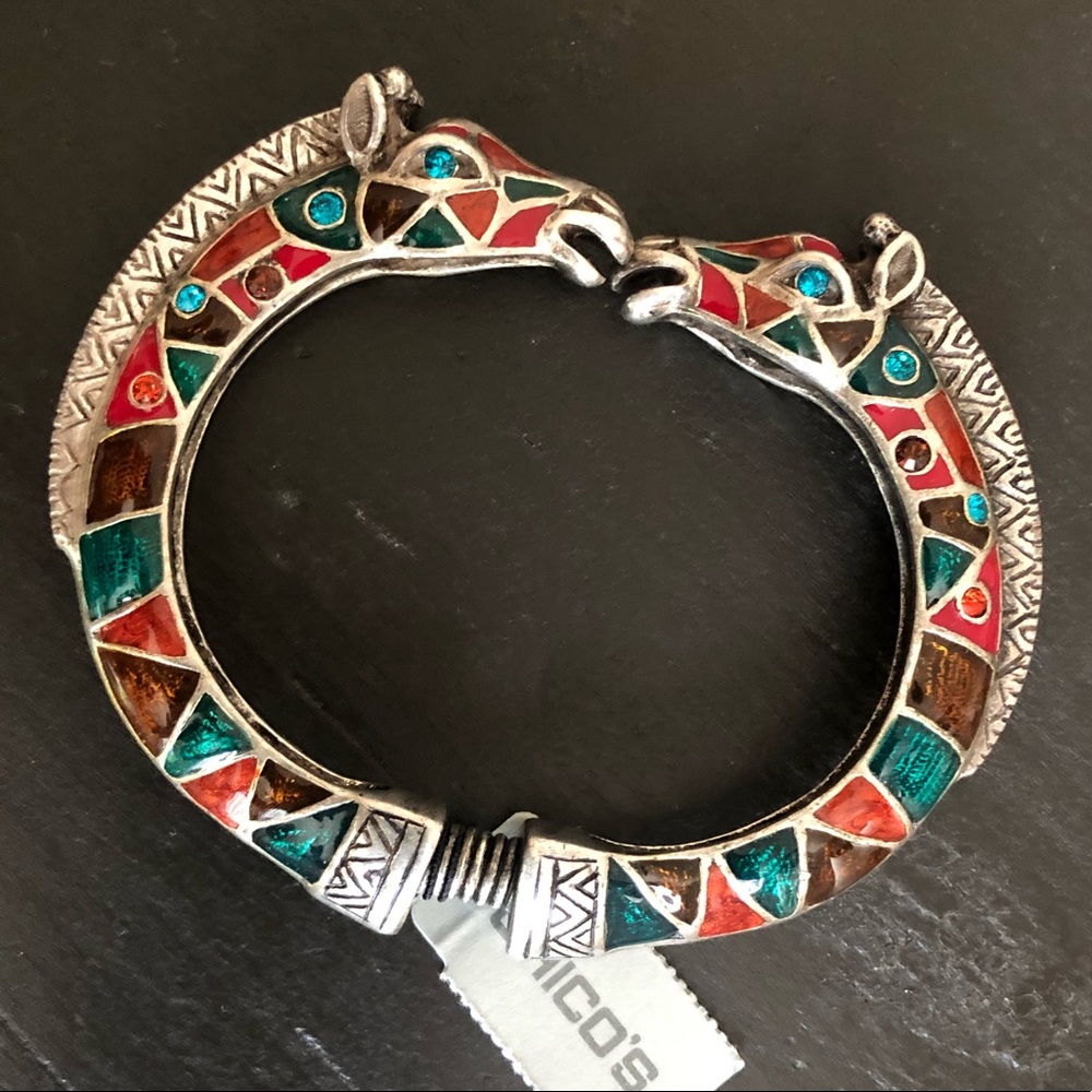 NEW Chico’s Limited Giraffe Kiss Hinged Bangle
